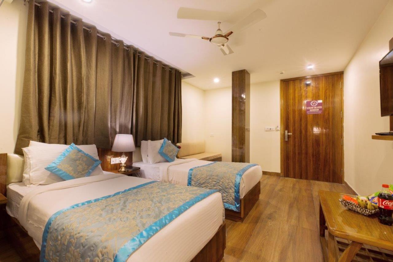 Hotel Viva Palace By Opo New Delhi Buitenkant foto